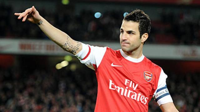 gun__1313423647_fabregas_wave.jpg
