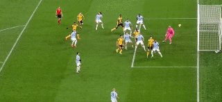 1734390145029060004.gif 拉国41犯规.gif