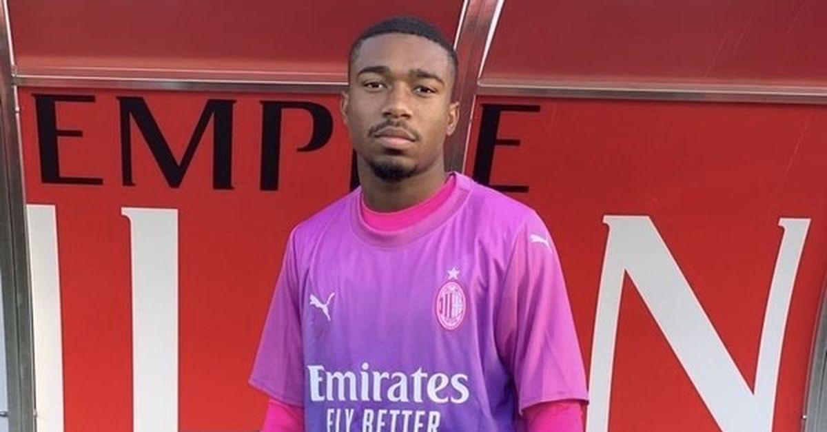 九游体育官网入口-完成职业生涯首秀，西多夫儿子登泽尔代表米兰未来出场