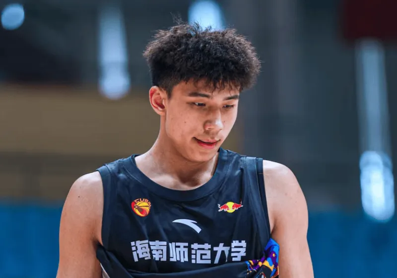 九游体育app-CUBAL东南赛区：刘凯博28分，浙江大学104-57战胜海南师大